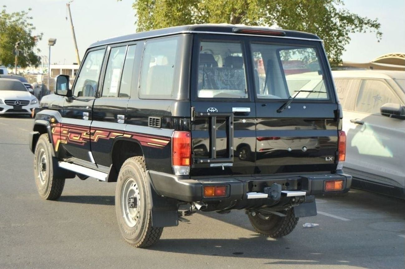 Toyota Land Cruiser 70 LX Hard Top 5 Doors