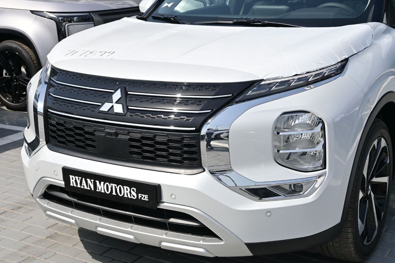 Mitsubishi Outlander Mitsubishi Outlander Hi-Line Plus 2.5L Petrol 4WD, Model 2025, Color White