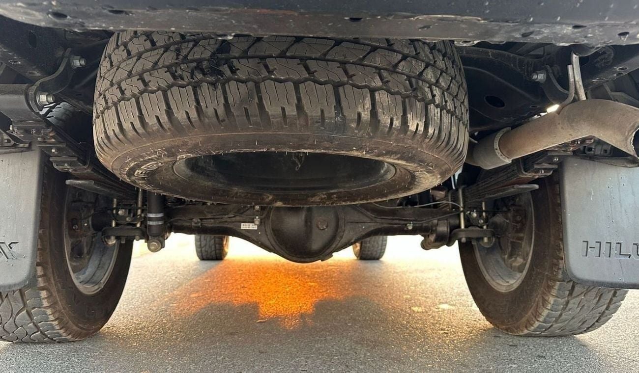 تويوتا هيلوكس RHD 2.8 DIESEL