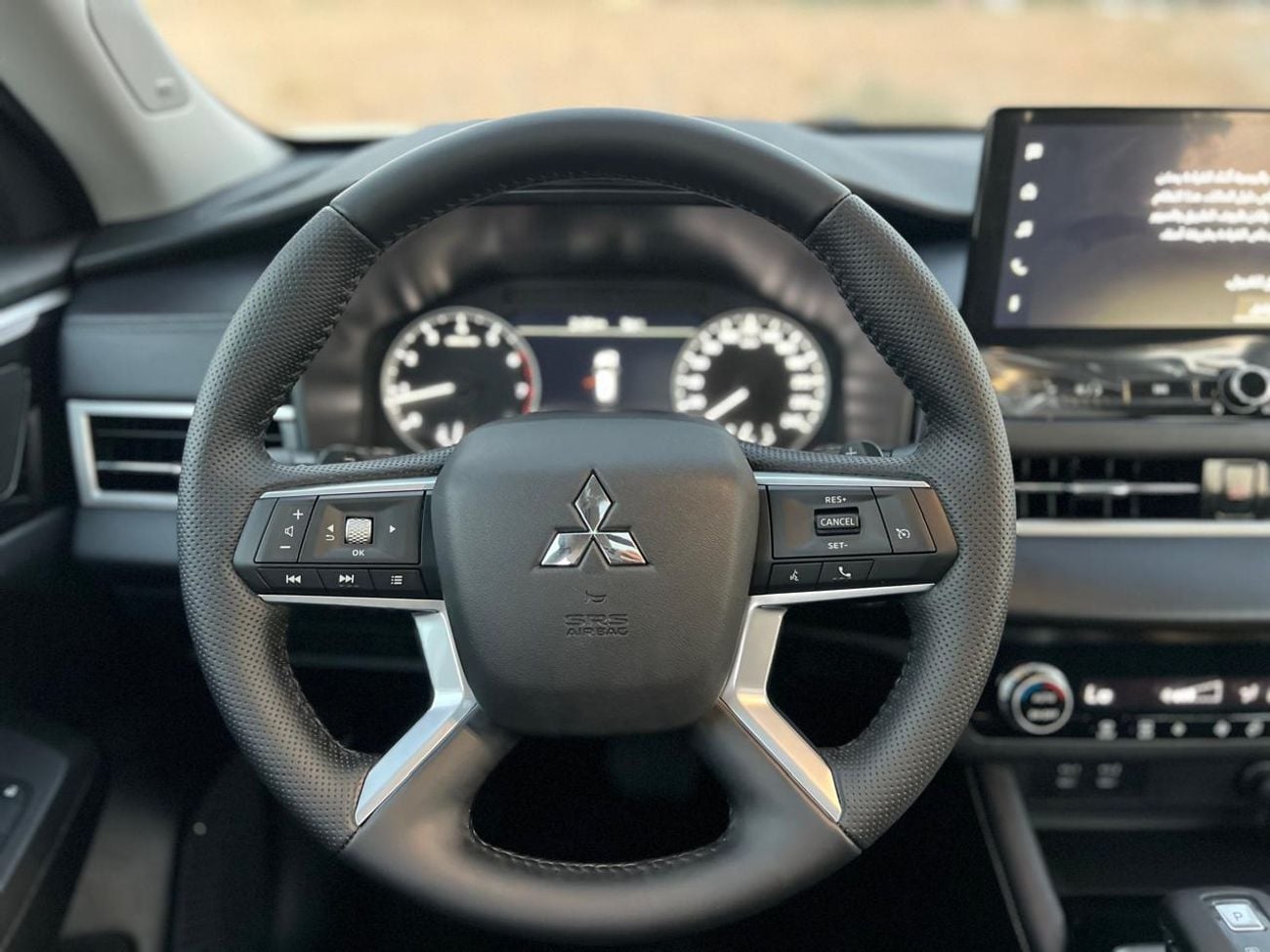 Mitsubishi Outlander PREMIUM LAUNCH EDITION