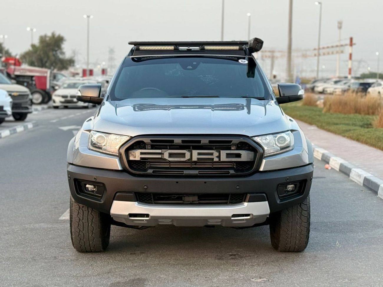 Ford Ranger 3.2L DIESEL 4WD | RHD | AUTOMATIC | ROOF RACK + LEATHER SEATS + MULTIMEDIA + BOOT SHUTTER