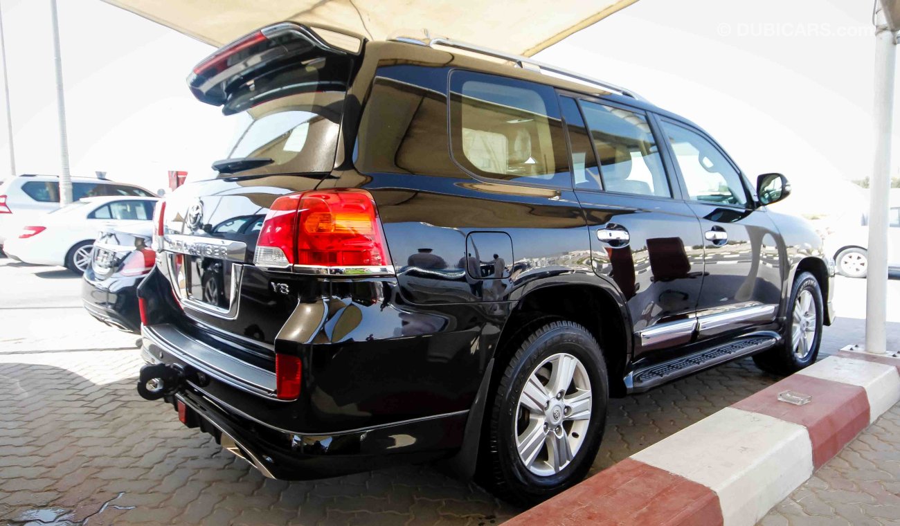 Toyota Land Cruiser VXR V8