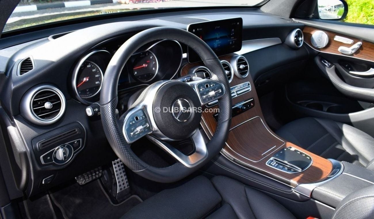 Mercedes-Benz GLC 300 4MATIC MERCEDES GLC300 AMG / 2021 / USA / Under Warranty