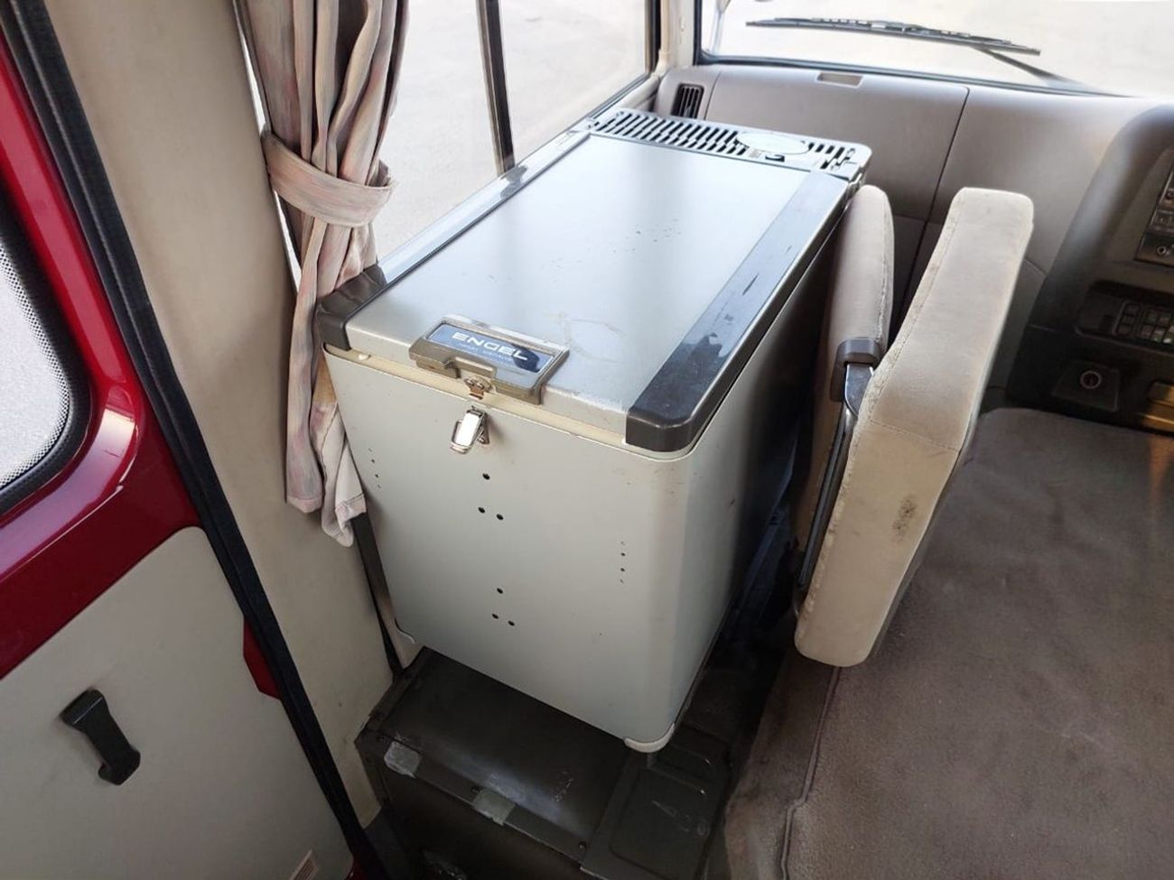 Mitsubishi Rosa MITSUBISHI ROSA BUS RHD 2000 MODEL 4.8 L DIESEL MANUAL(PM00234)