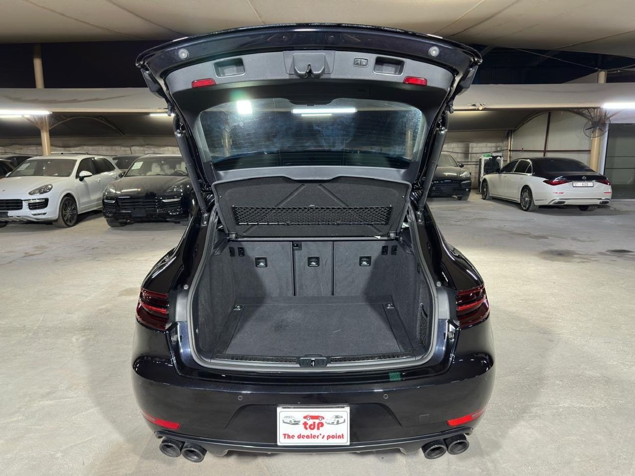 Porsche Macan GTS 3.0L (360 HP) PORSCHE MACAN GTS 2017 3.0 | SPORTS CHRONO PACKAGE | SPORTS EXHAUST SYSTEM | 21-IN