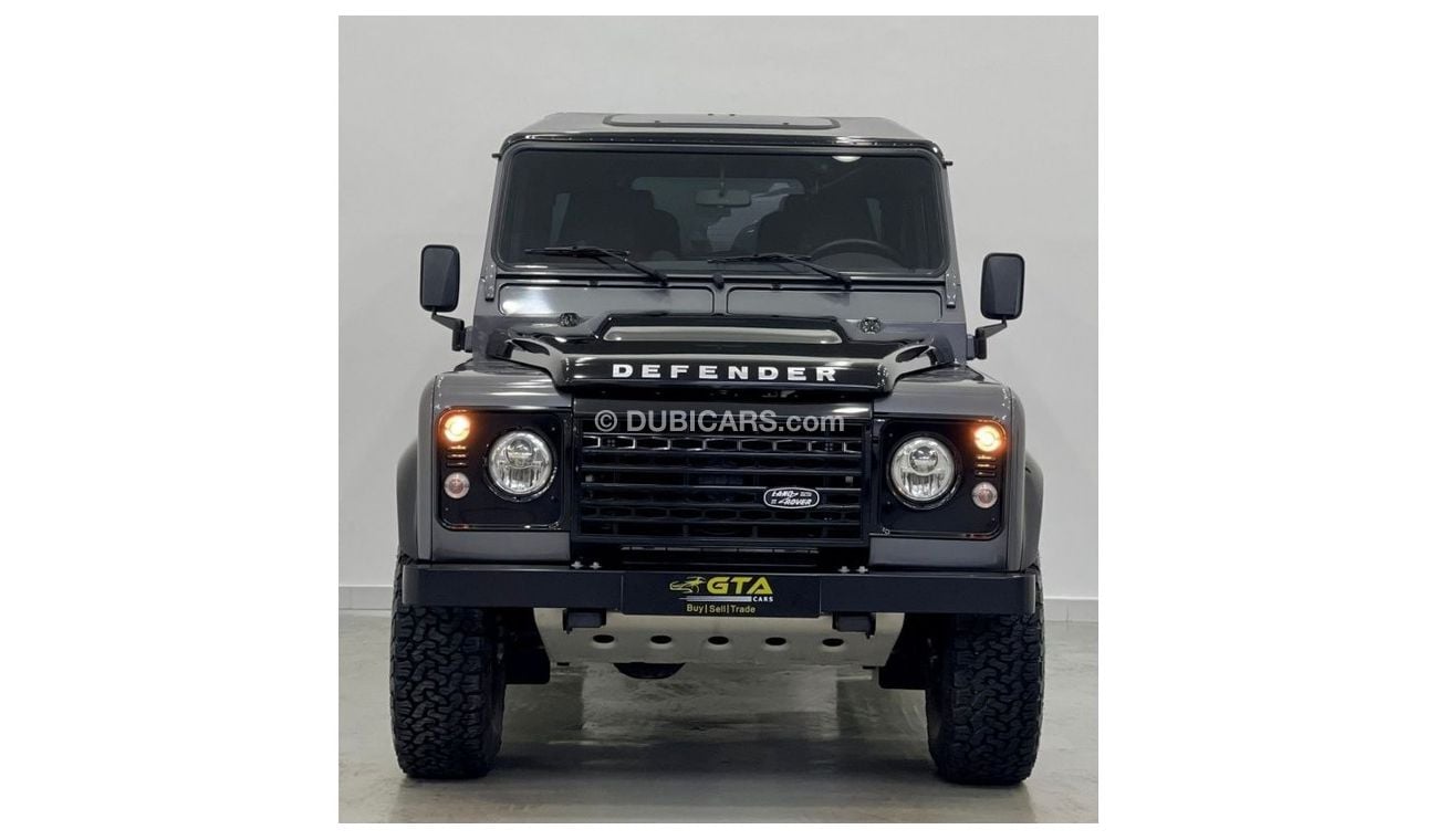 لاند روفر ديفندر 2016 Land Rover Defender 90, Full Service History, Warranty, GCC