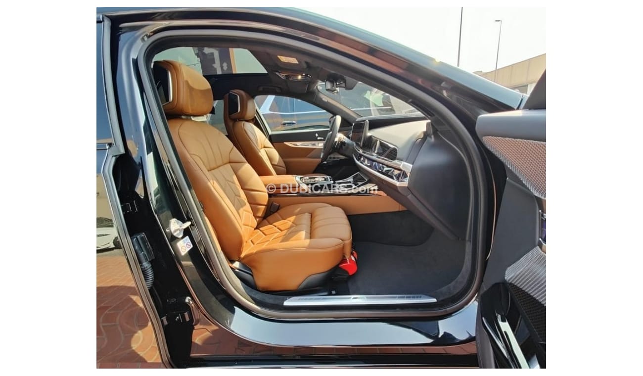 BMW 735 i M Sport 5 years Warranty & Service 2023 GCC