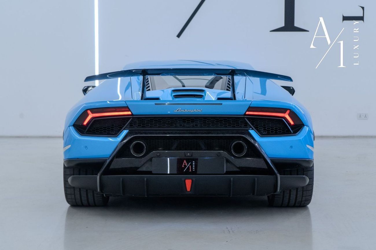 Lamborghini Huracan Performante 5.2L V10 (460 HP) 2018 Lamborghini Huracan, Warranty, Full Lamborghini Service History,