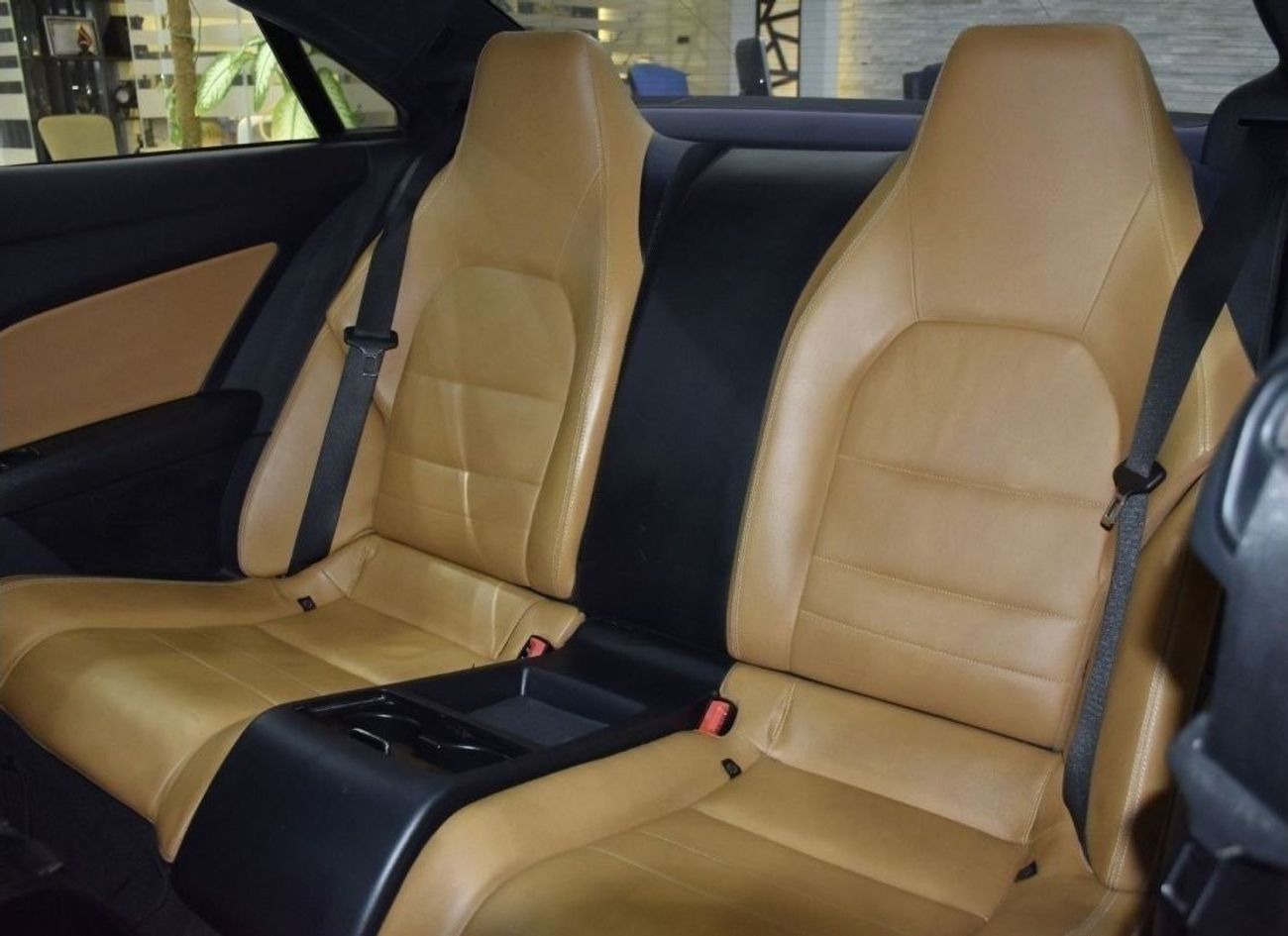 مرسيدس بنز E300 EXCELLENT DEAL for our Mercedes Benz E300 Coupe ( 2013 Model ) in Black Color GCC Specs