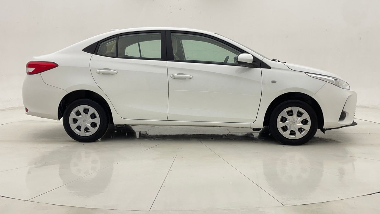 تويوتا يارس SE 1.5 | بدون دفعة مقدمة | اختبار القيادة في المنزل