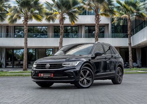 Volkswagen Tiguan Tiguan Elegance | 1,665 P.M | 0% Downpayment | VW Warranty + Service | Ultra Low KM!