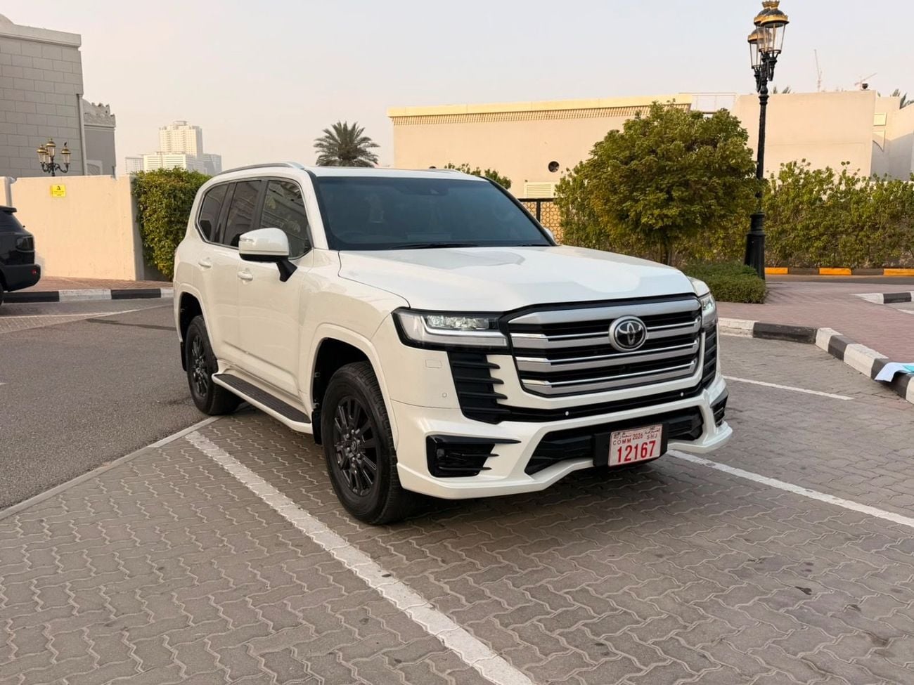 تويوتا لاند كروزر VXR