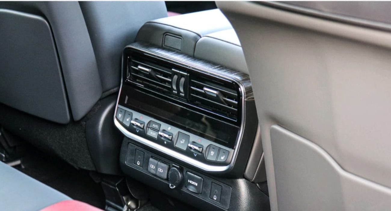 تويوتا لاند كروزر VXR 3.5L