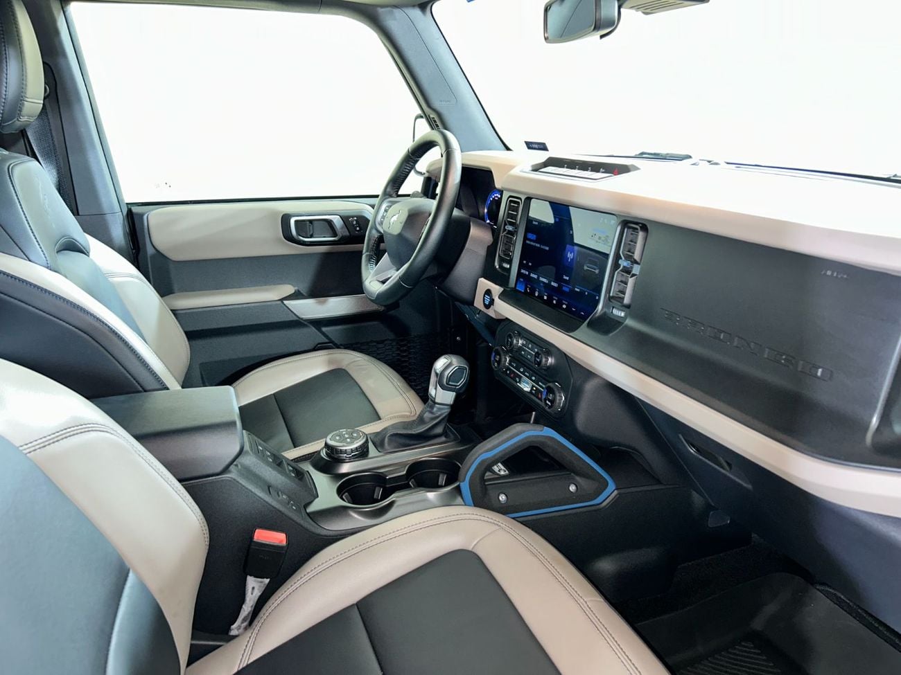 Ford Bronco Wildtrak 2.7L (5 Seater) B4D4623 / AL TAYER MOTORS / AL QOUZ SHOWROOM