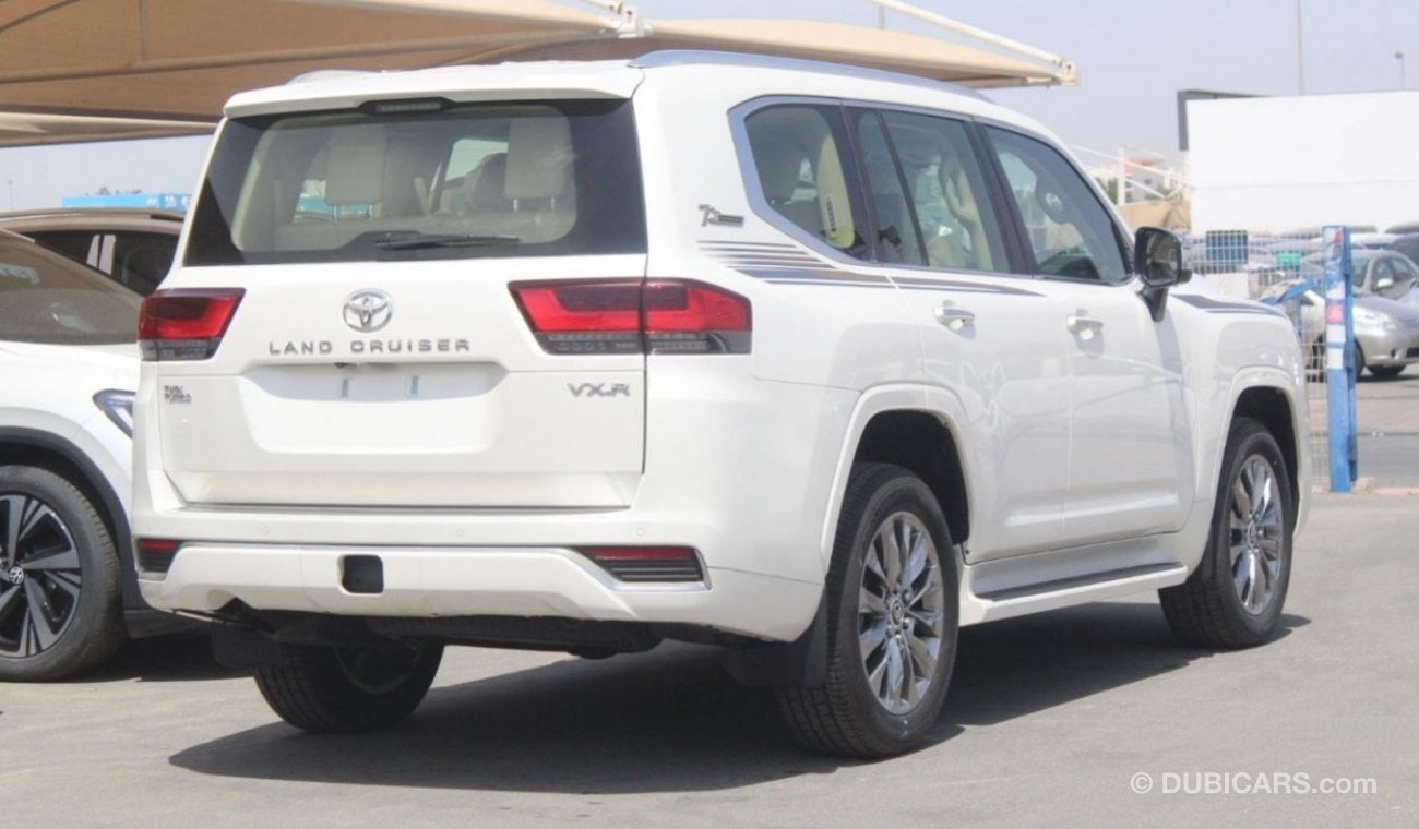 Toyota Land Cruiser VXR 3.5L TWIN TURBO 2022 Model available only for export outside GCC