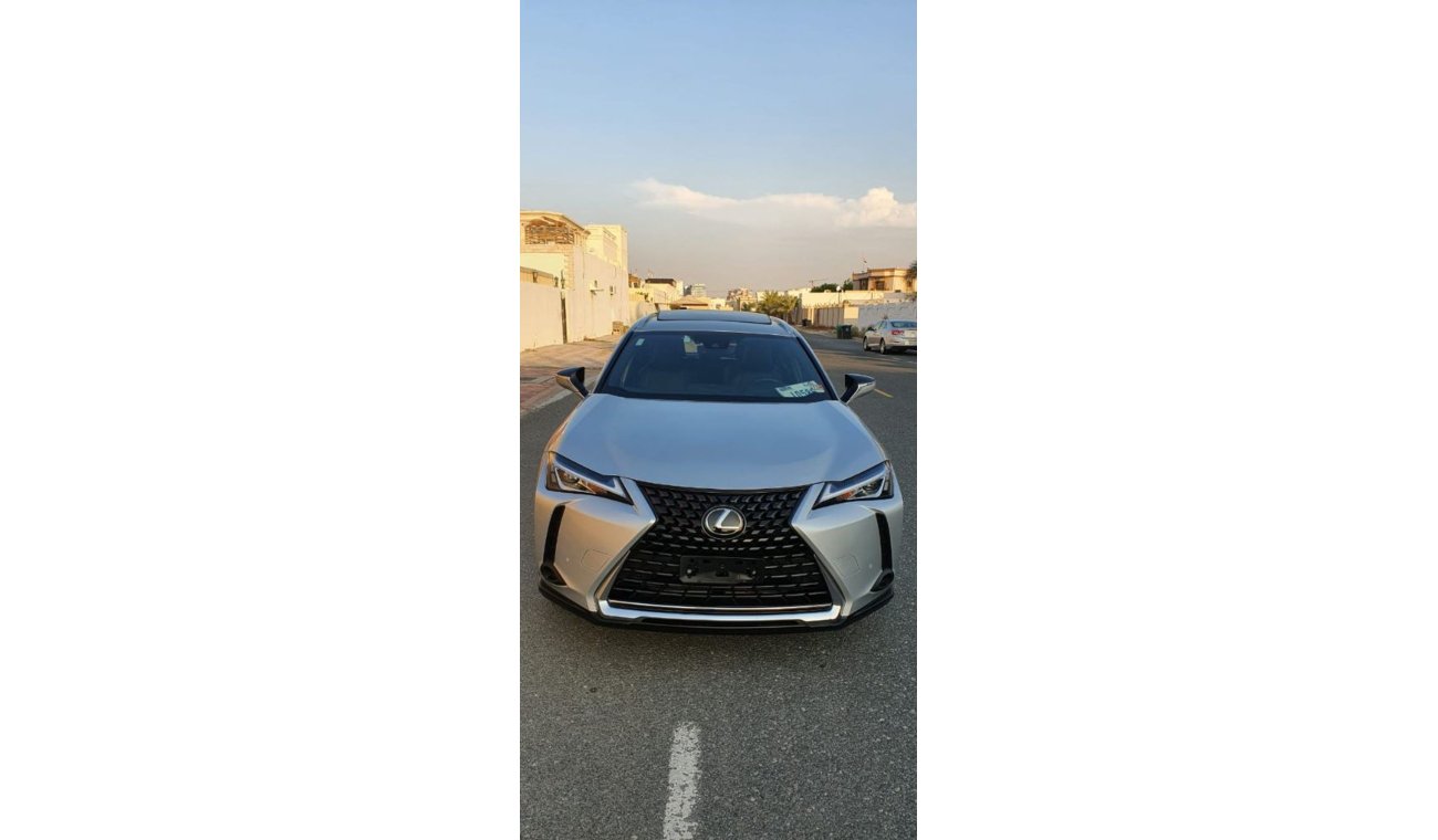 لكزس UX 200 LEXUS UX200 2019 FULL OPTION CLEAN CAR