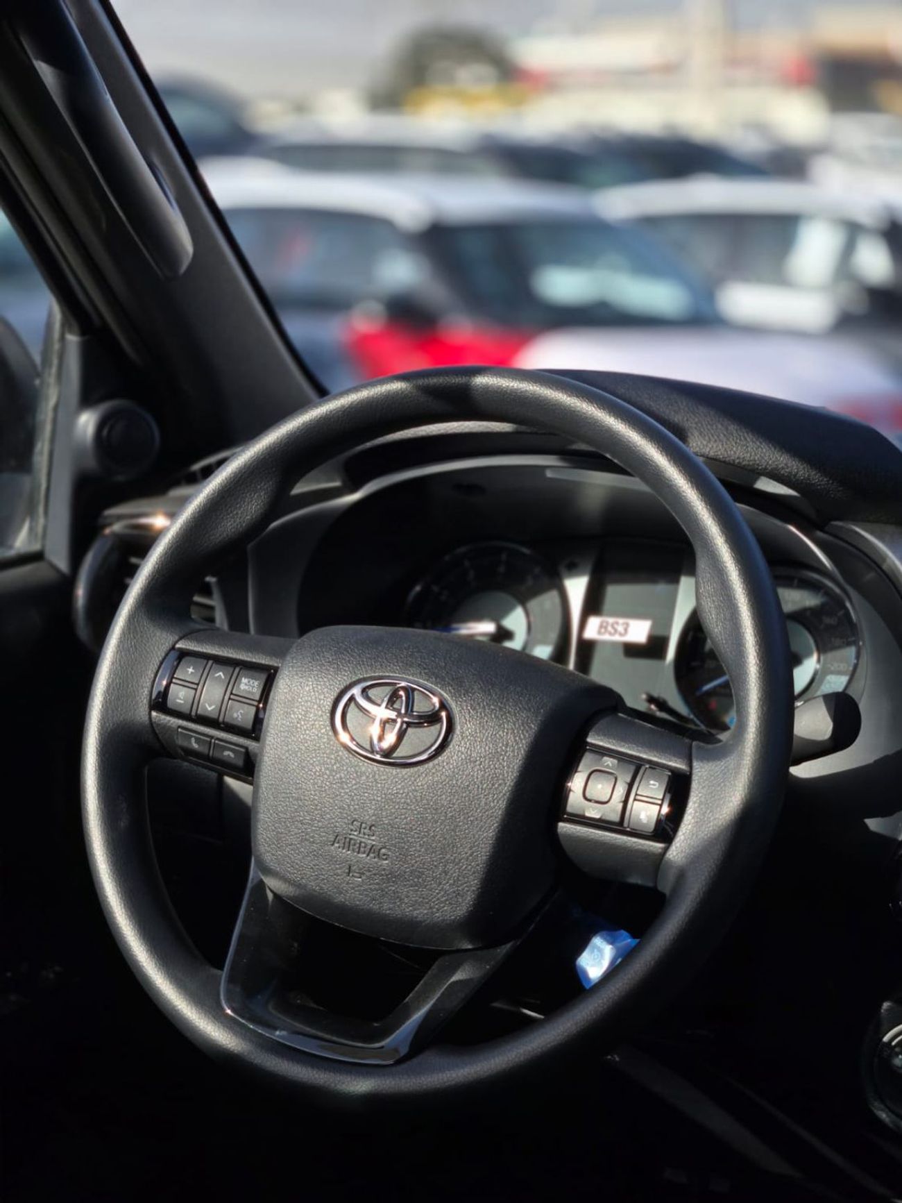 Toyota Hilux ADVENTURE 4.0L V6 A/T FULL OPTION DOUBLE CABIN PICKUP