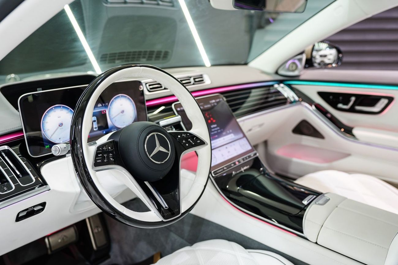 Mercedes Benz S 680 Maybach Two-Tone, Manufaktur Exclusive Interior, Executive Rear Seat Pack Plus, Dealer Warr + Serv!!