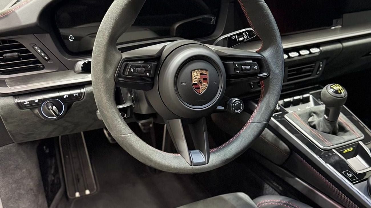 بورش 911 GT3 | Manual Transmission | Warranty Until 2028