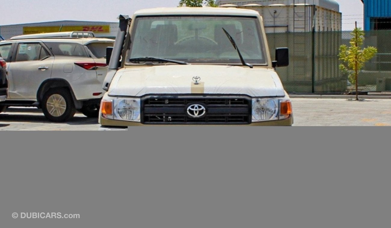 Toyota Land Cruiser Pick Up TOYOTA LAND CRUISER 70 4.2L DC MT (only for export)