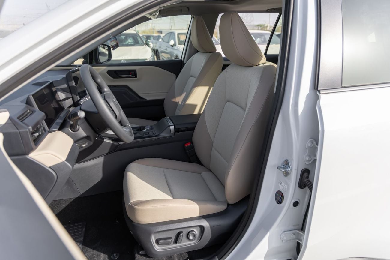 Toyota RAV4 XLE | 2026 | AWD | V4 | WHITE | BRAND NEW | GCC Specs (EXPORT)