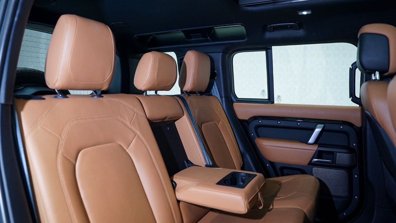 Land Rover Defender 110 P525 V8 Edition | AED 5,905 PM | Warranty-Service June 2027 | GCC
