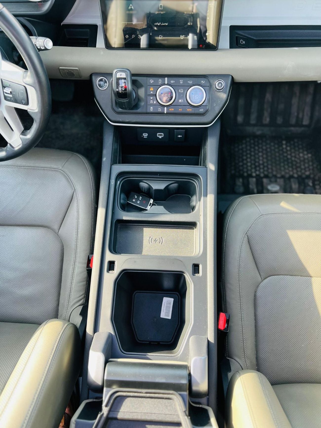 Land Rover Defender P400 full Option Lhd 3.0L Petrol engine 4WD Automatic Gear 5seats 5 Doors