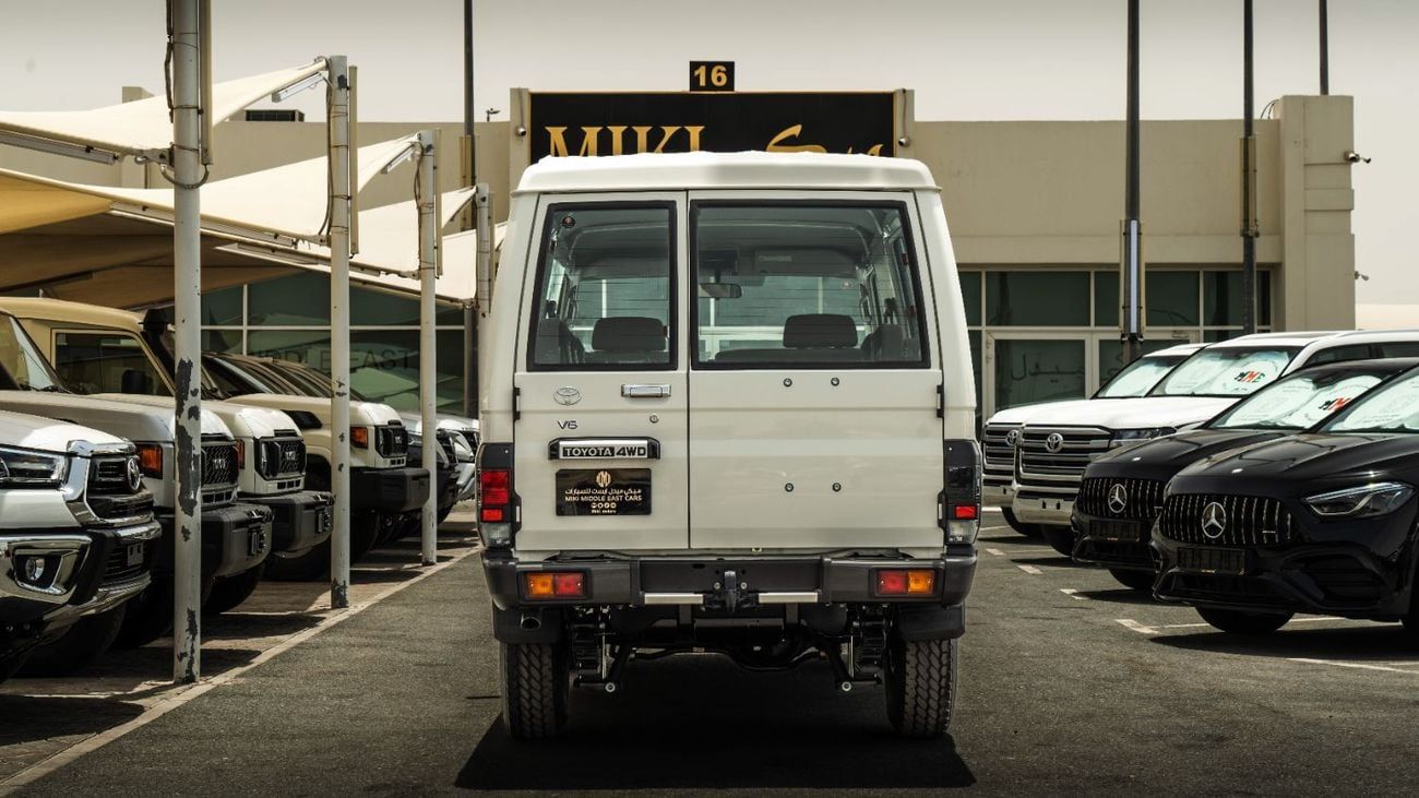 Toyota Land Cruiser 70 LC 78 | 4.0L | V6 | Petrol | MT | 2025