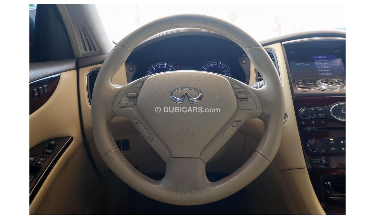 Infiniti QX50 Luxury Infiniti QX50 2015 (LOWEST MILEAGE)