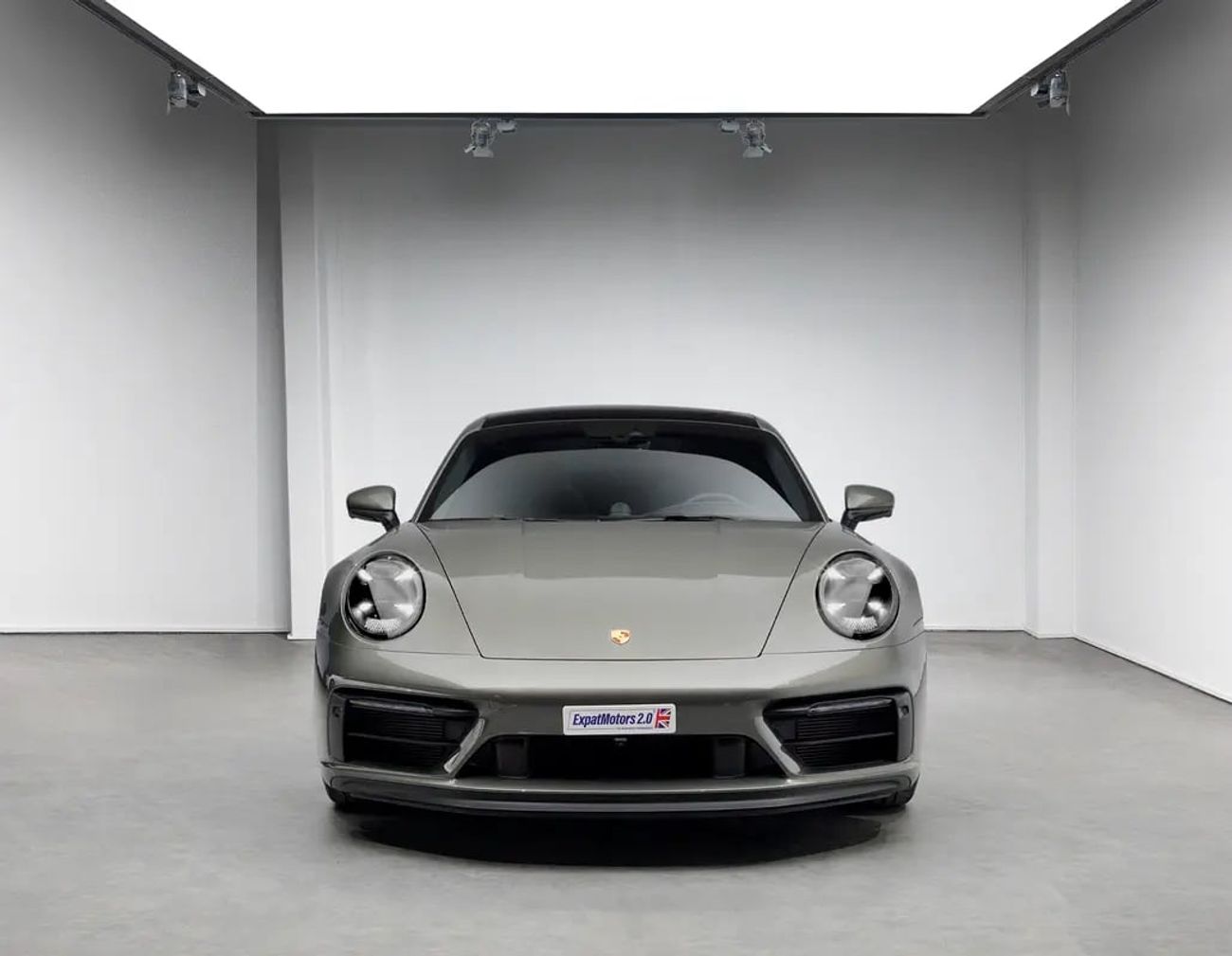 Porsche 911 Carrera GTS 3.0L (450 HP) Coupe