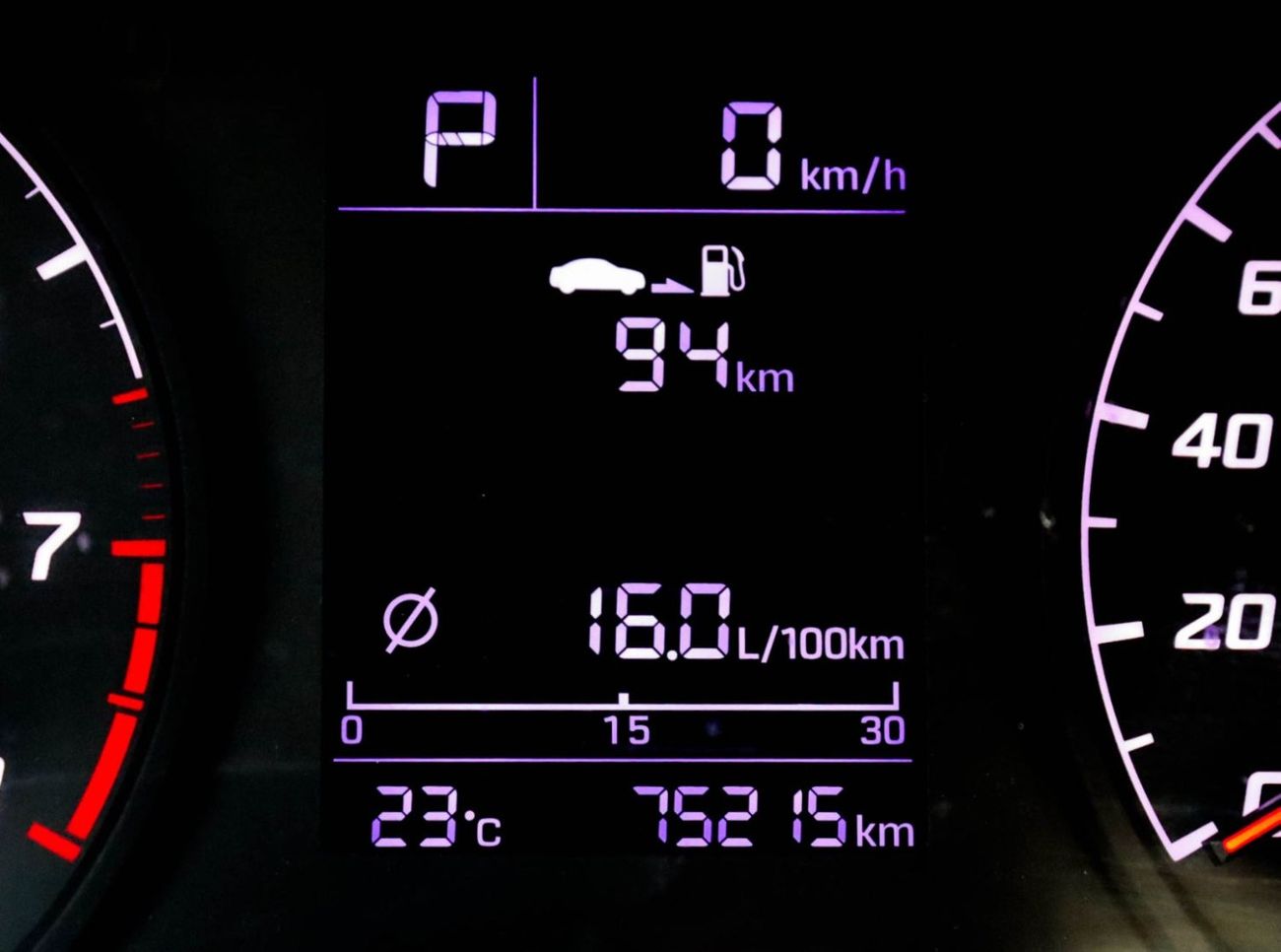 هيونداي أكسنت Base 1.6L (138 HP) hyundai accent  2021 GCC 1.6 L accident-free  in excellent condition 747 P.M