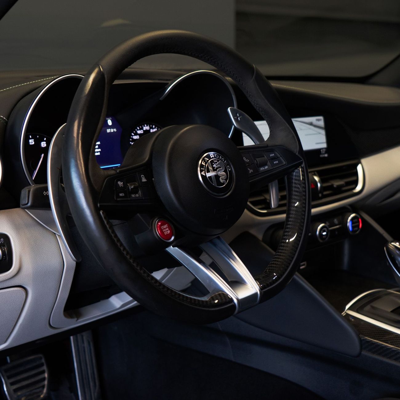 Alfa Romeo Giulia Quadrifoglio 2.9L (505 HP) AED 3,161 pm • 0% Downpayment • Alfa Romeo Giulia Quadrifoglio • 1 Year W