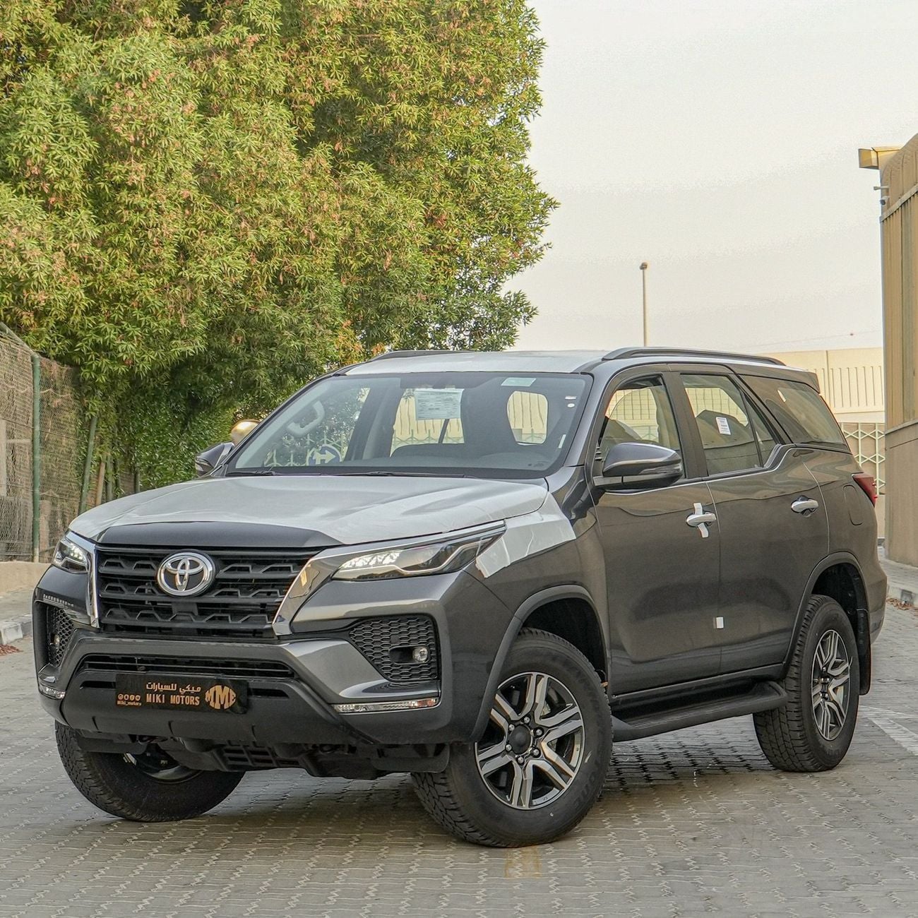 Toyota Fortuner EXR 2.7 L | v4 | Petrol | Auto AC | Export Only