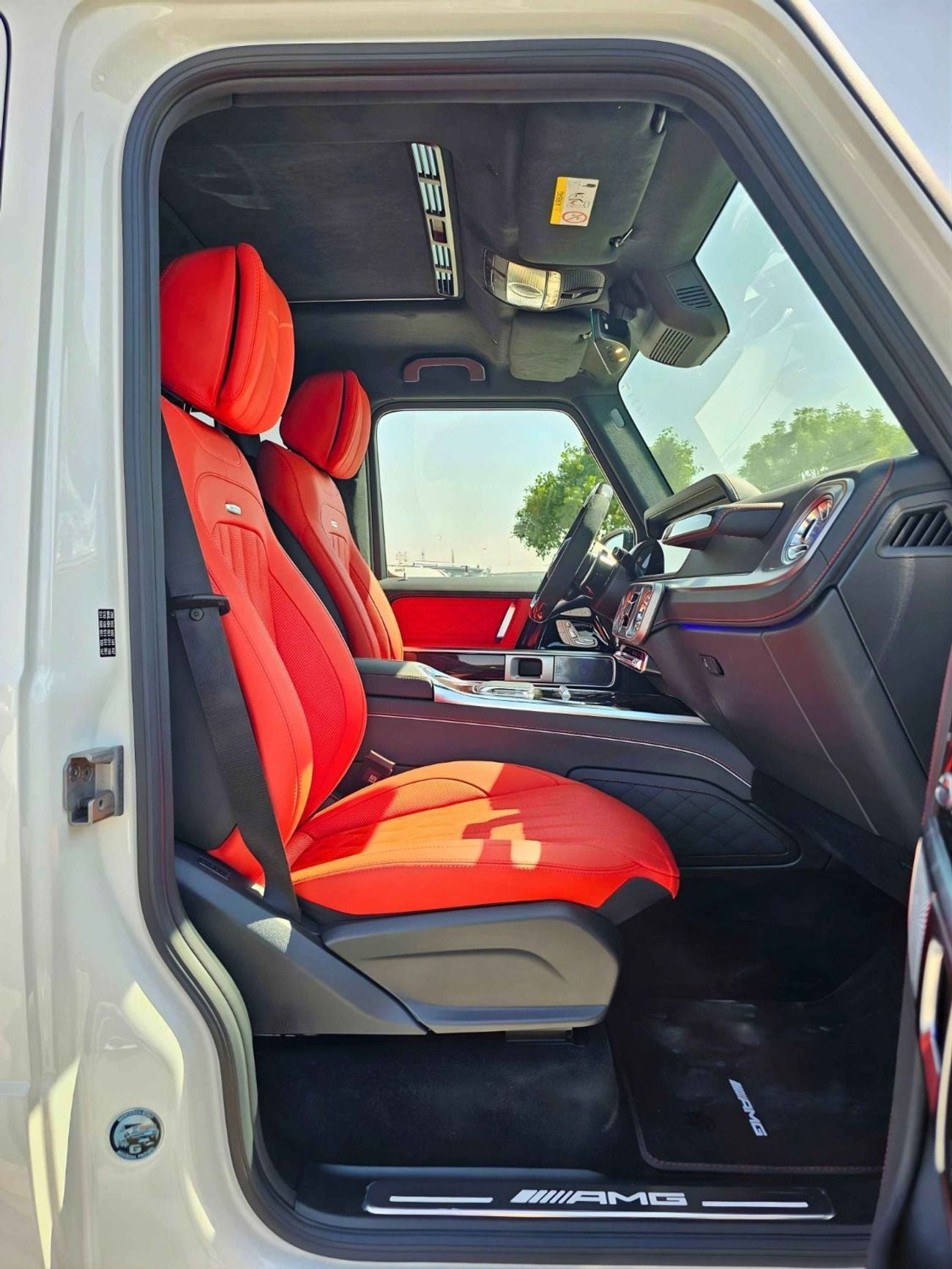 Mercedes-Benz G 63 AMG MERCEDES BENZ G63 AMG BITURBO / 4.0L V8 PETROL/360* CAMERA/SUNROOF WIHT LEATHER SEATS (CODE # G63BT)