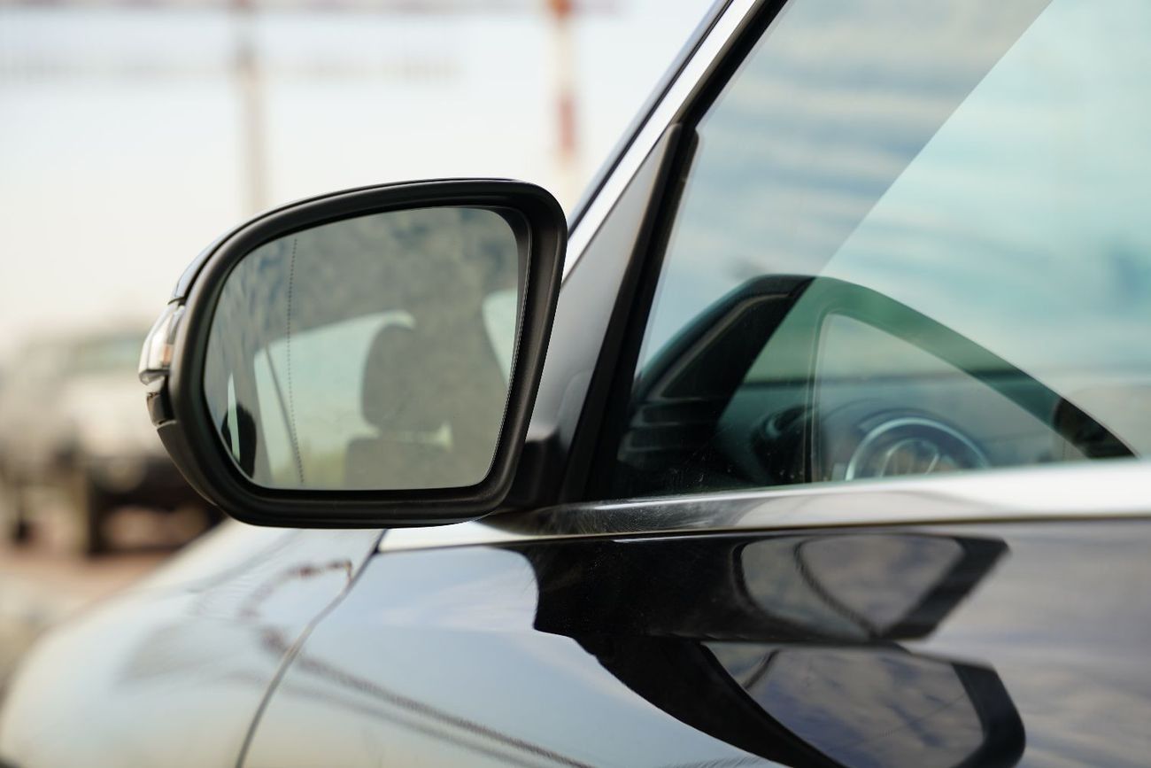 Mercedes-Benz EQB 260 2025 Mercedes-Benz EQB260 New Face left SUV FWD Black  0Km