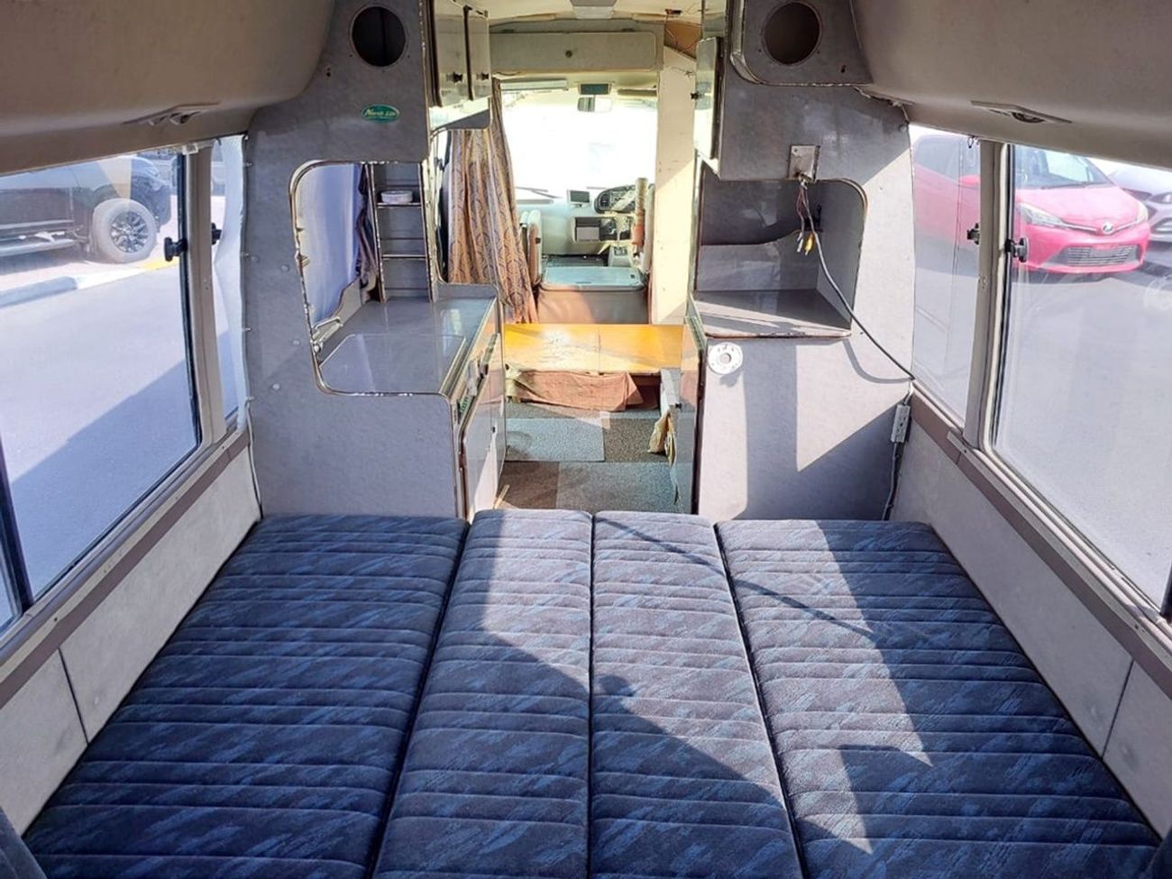 Toyota Coaster TOYOTA COASTER BUS 1997 RHD 4.1 L DIESEL AUTOMATIC (PM04890)