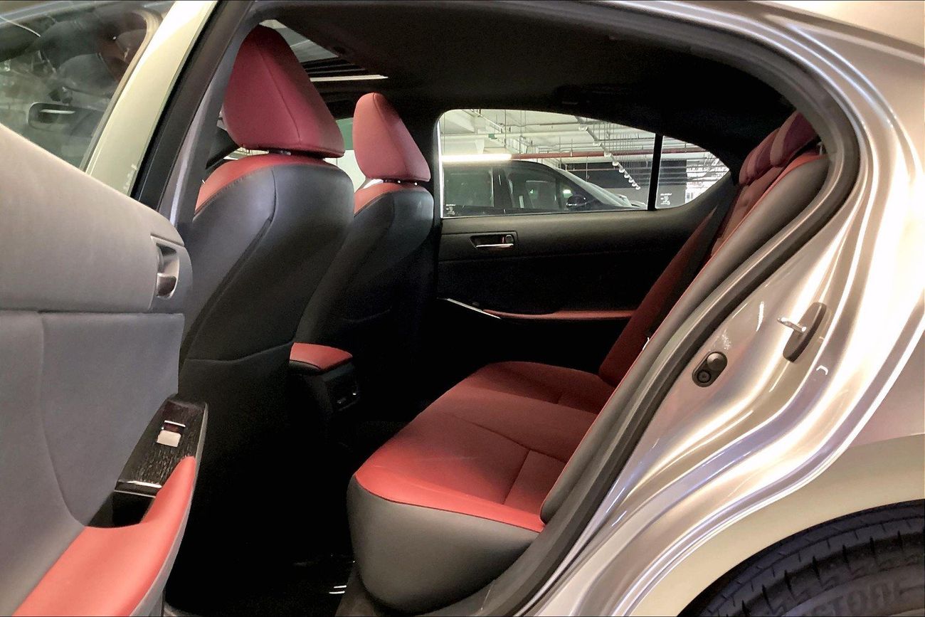 Lexus IS300 Premier | Guaranteed Warranty | 0 Down Payment