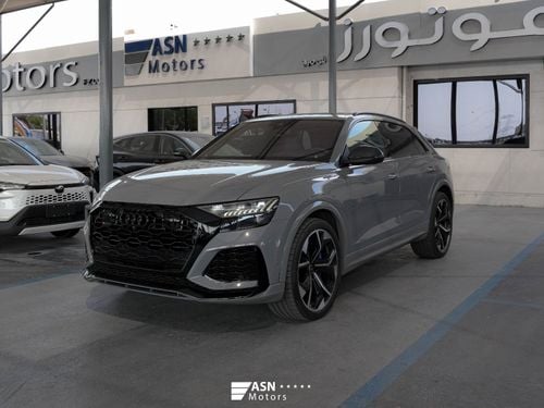 Audi RSQ8