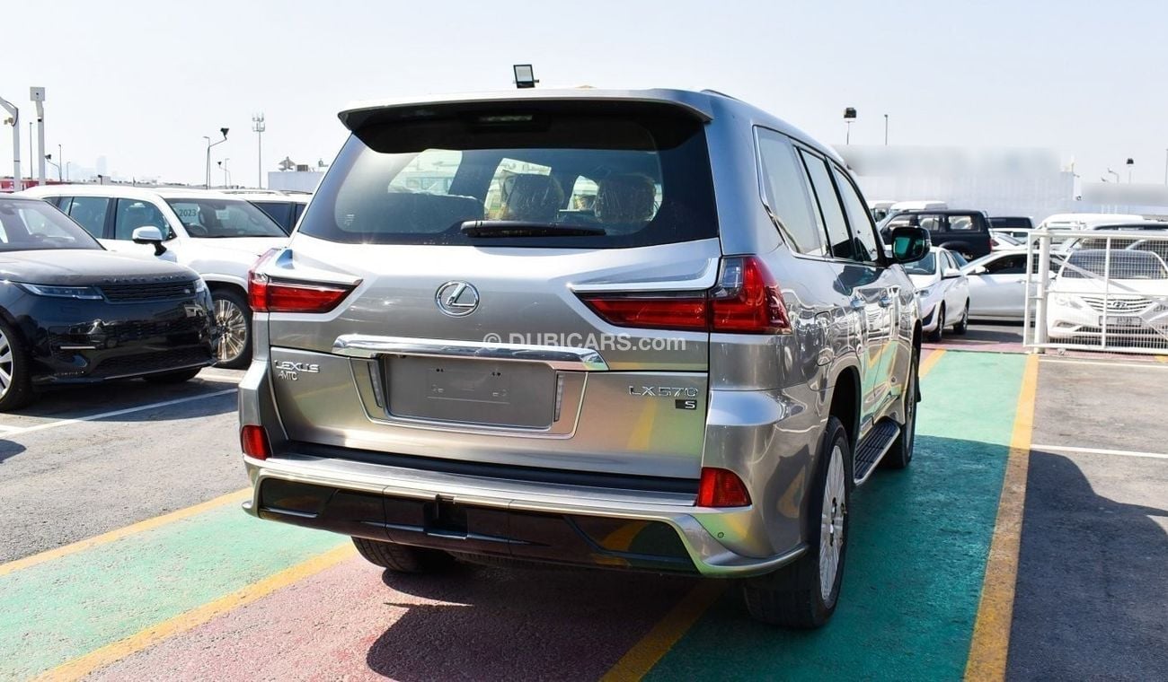 Lexus LX 570 S