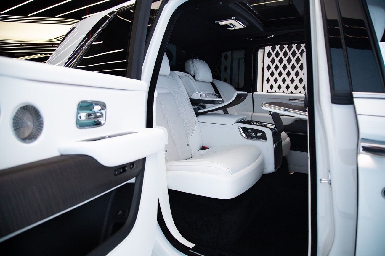 Rolls Royce Cullinan STD