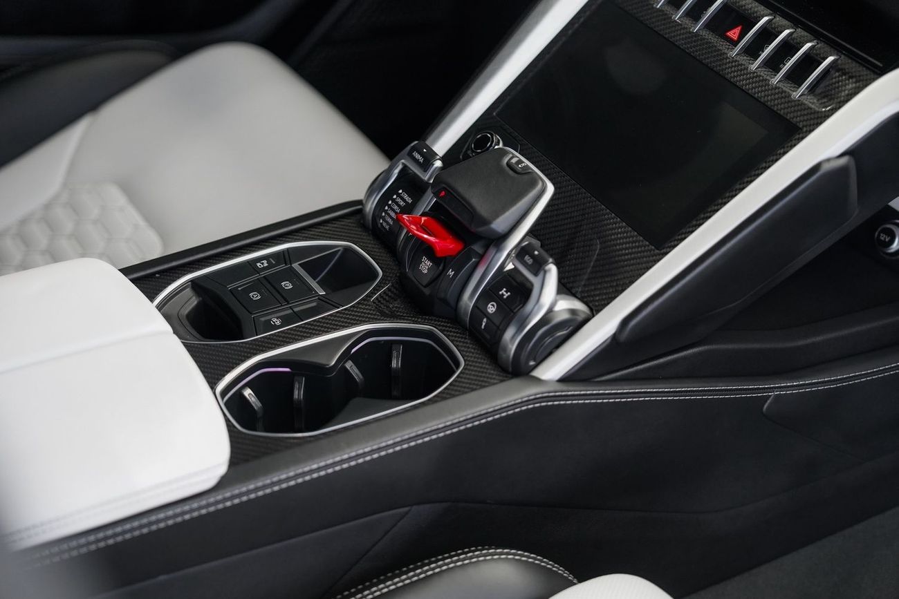 لامبورغيني اوروس STD 4.0T V8