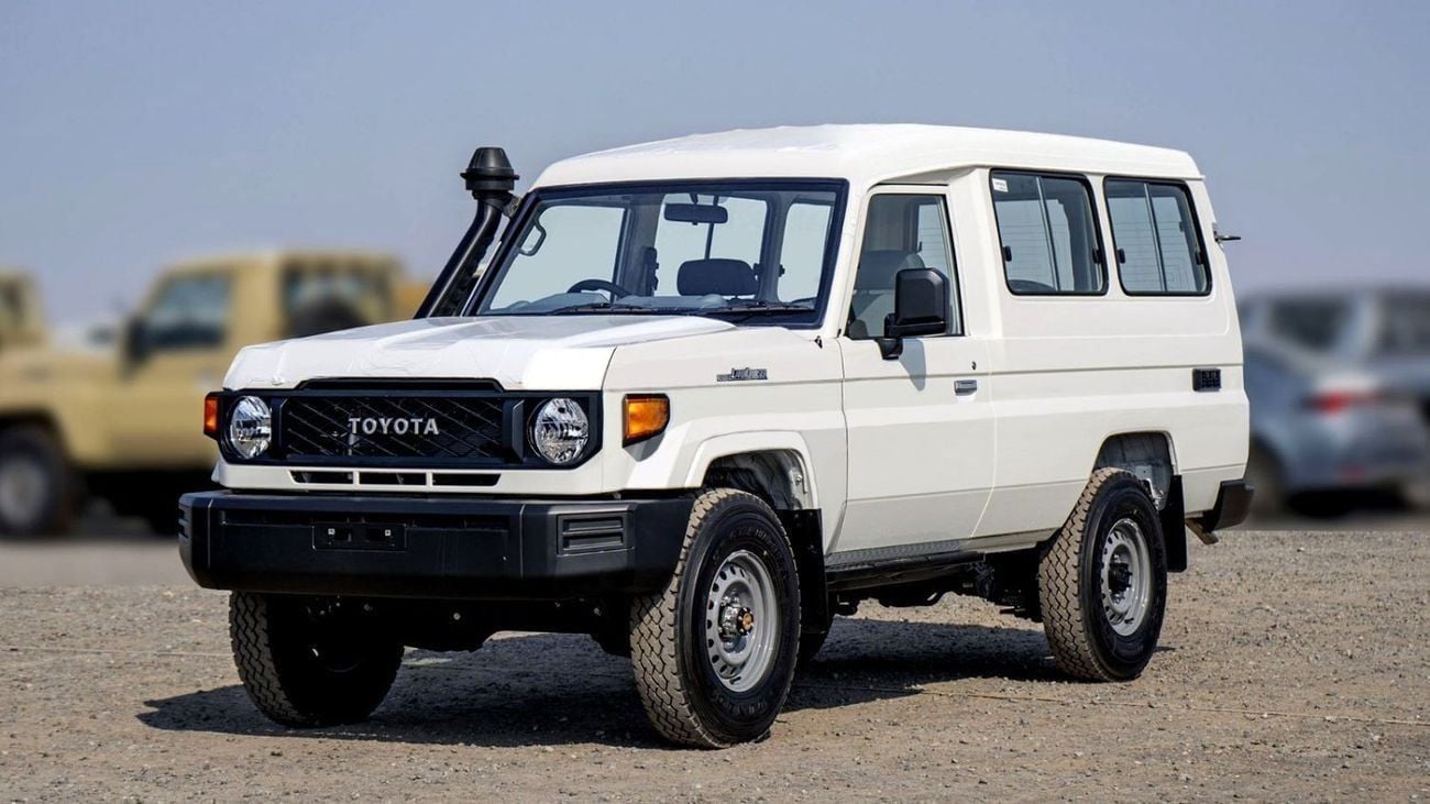 تويوتا لاند كروزر Toyota Landcruiser LC78 3doors diesel 4.2L RHD