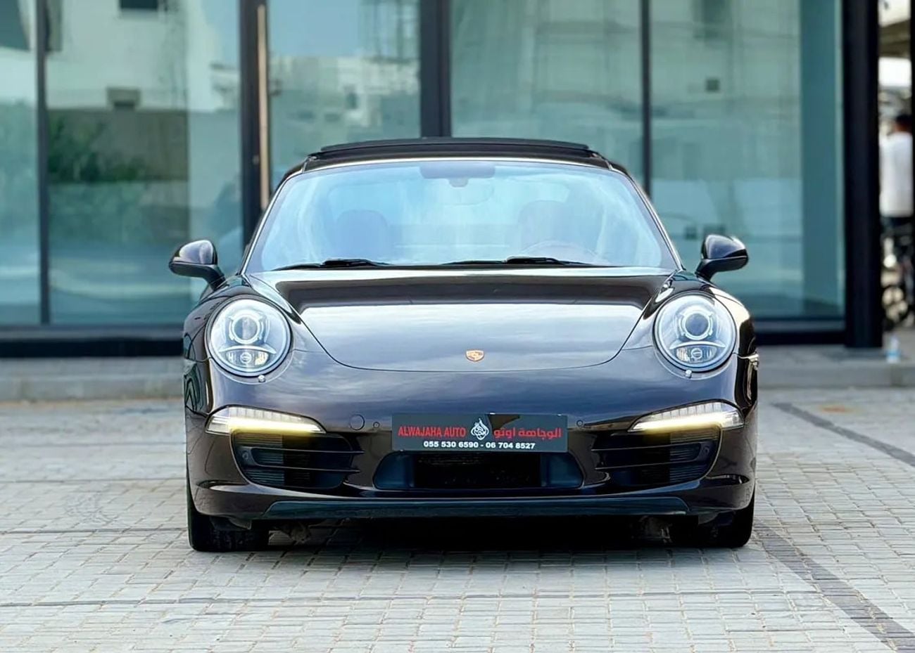 Porsche 911 Carrera 4 - GCC Specs