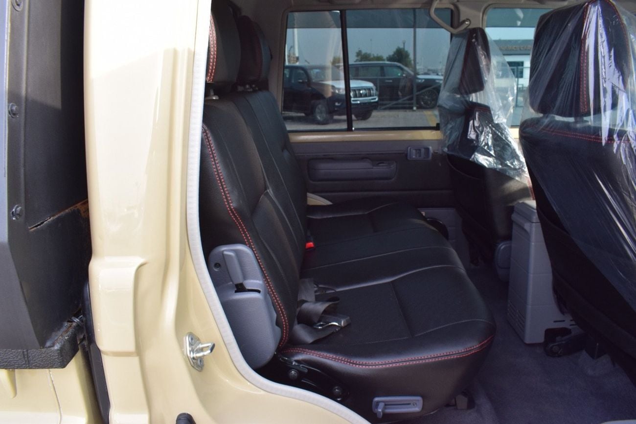 تويوتا لاند كروزر بيك آب Double Cabin 4.5L