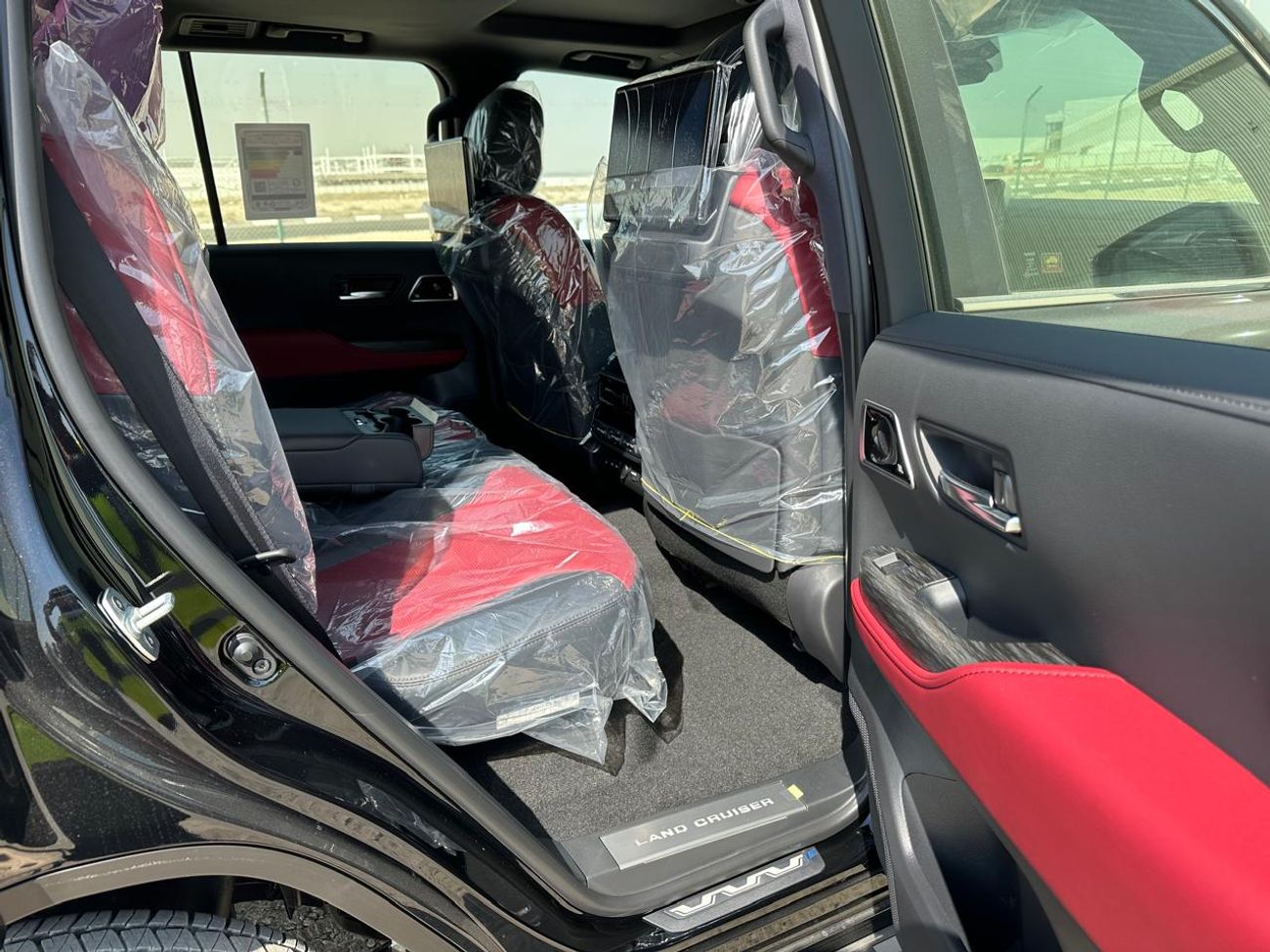 Toyota Land Cruiser 3.3 VXR - DIESEL - LEATHER SEAT - RADAR - MONITOR - FULL OPTION - MODEL 2026