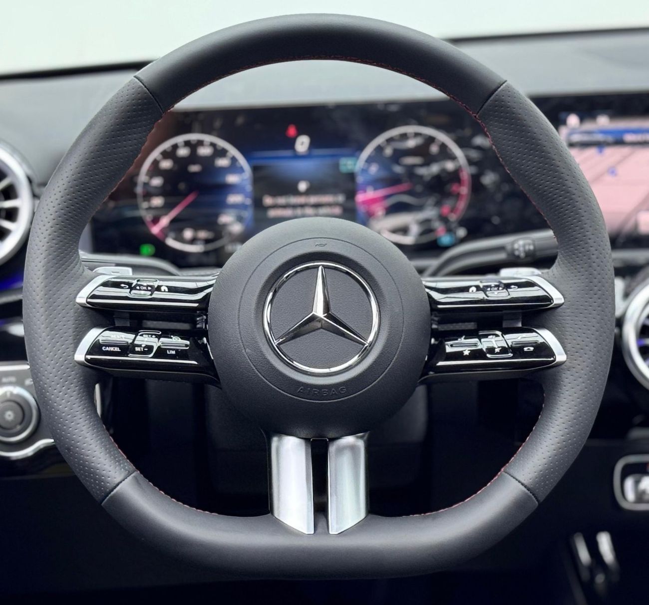 مرسيدس بنز A 200 Std 1.4L *Brand New* Mercedes Benz A200, 5 Years Mercedes Warranty, Delivery Kms, GCC