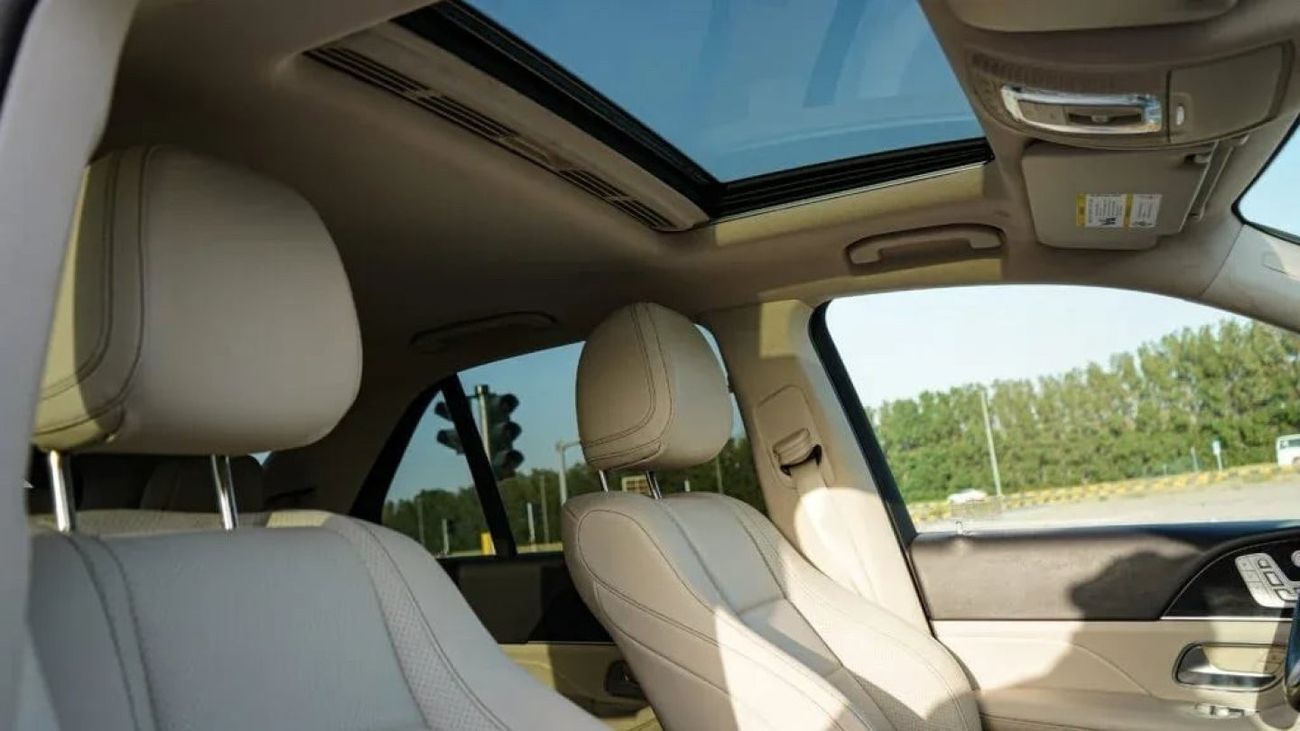 Mercedes-Benz GLE 350 3years warranty, 2 years free service, free registration, contact number 0507273386