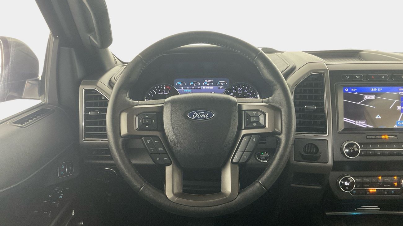 Ford Expedition 3.5 XLT AUTO NAV LTHR | Guaranteed Warranty | 0 Down Payment