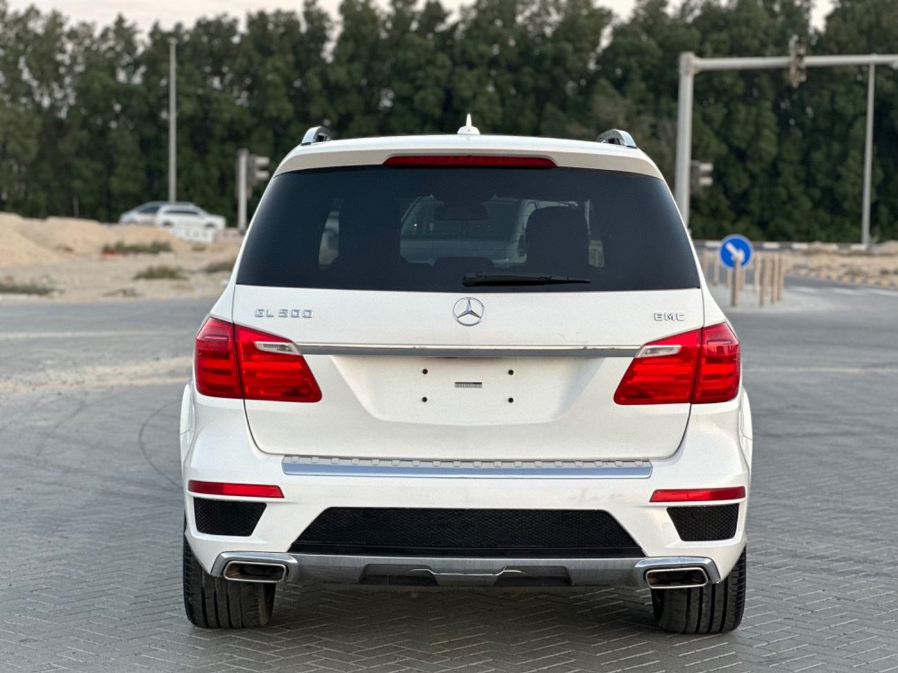 مرسيدس بنز GL 500 موديل 2015 خليجي فل مواصفات بانوراما وكراسي جلد ومثبت سرعه