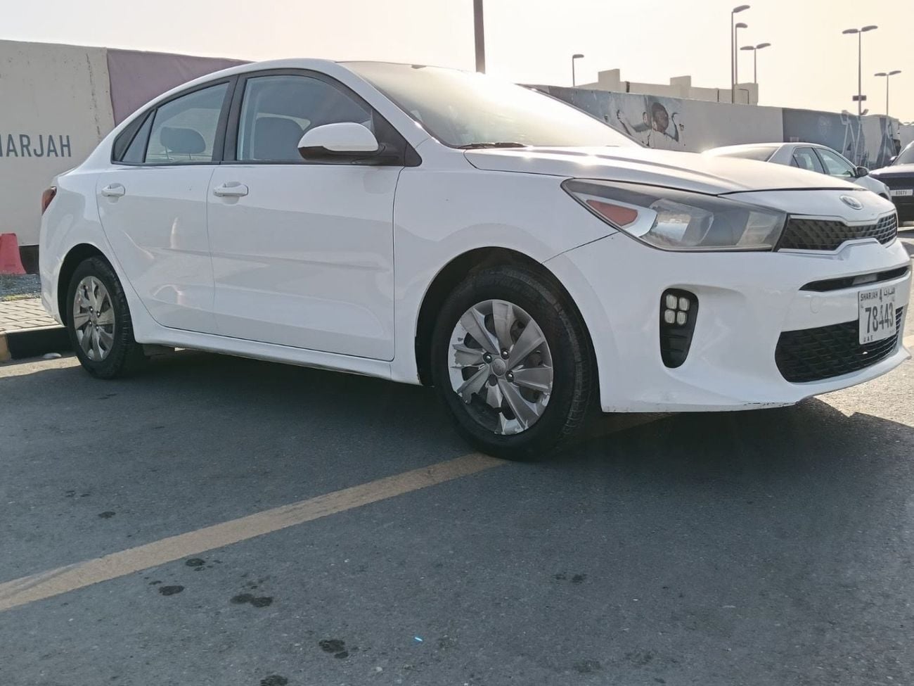 كيا ريو LX EX 1.4L (107 HP) Sedan